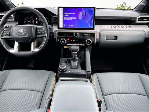 Used 2025 Toyota Tacoma 4x4 Double Cab Hybrid image 16