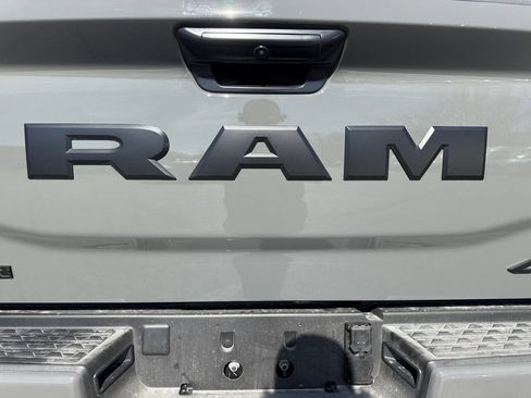 New 2026 RAM 3500 Big Horn AWD/4WD image 17
