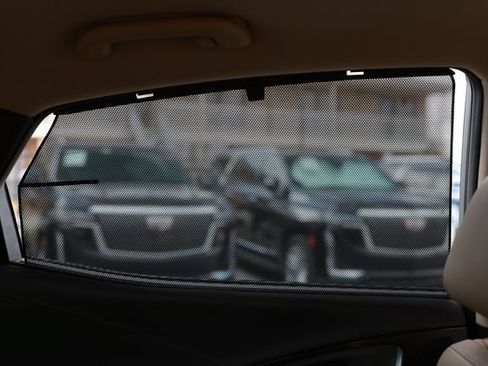Used 2016 Hyundai Azera Limited FWD image 27