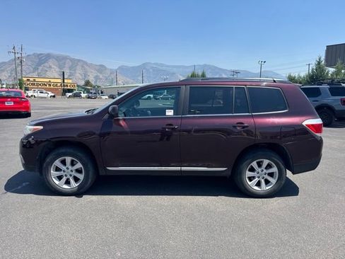 Used 2012 Toyota Highlander SE w/ Tow Pkg AWD/4WD image 5