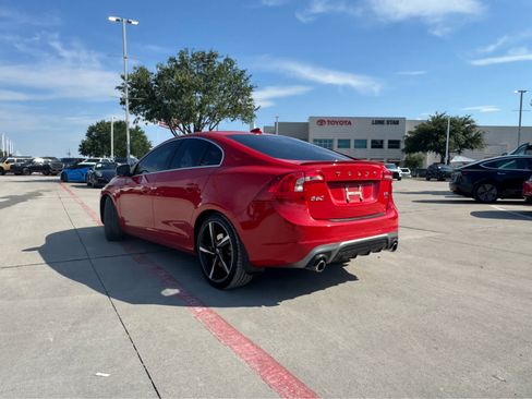 Used 2016 Volvo S60 T6 R-Design w/ Convenience Package AWD/4WD image 3