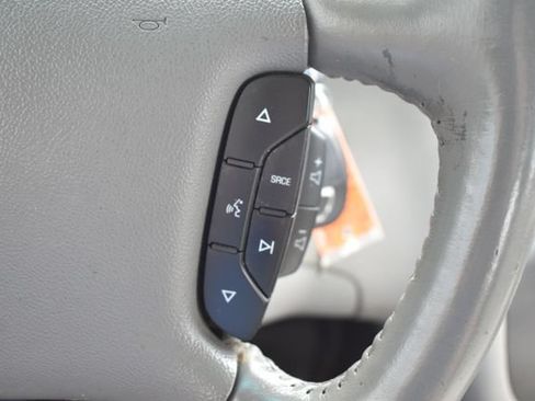Used 2007 Buick Lucerne CXL FWD image 21