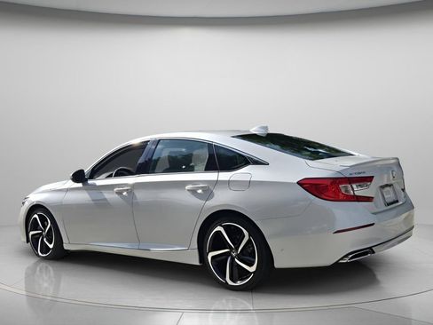 Used 2020 Honda Accord Sport image 7