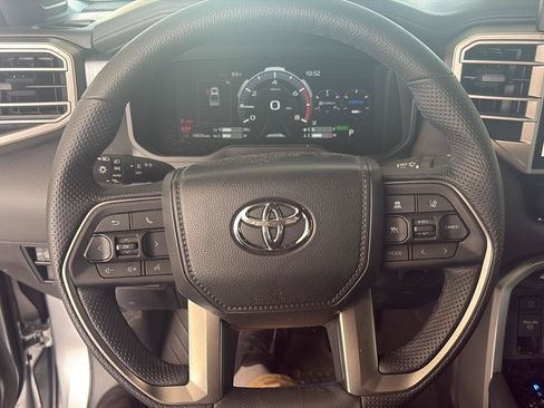 Used 2026 Toyota Tundra Platinum w/ TRD Off-Road Package AWD/4WD image 14
