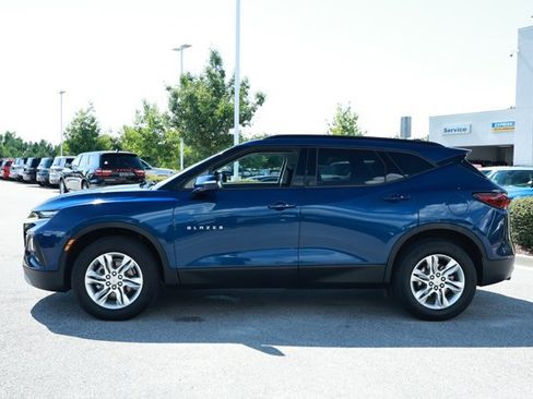 Used 2022 Chevrolet Blazer LT AWD/4WD image 9