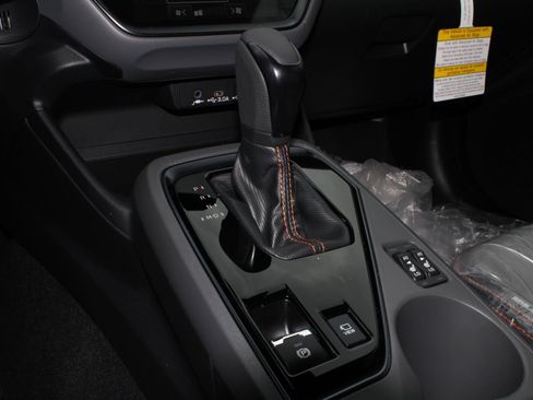 New 2026 Subaru Crosstrek 2.5i Limited AWD/4WD image 15