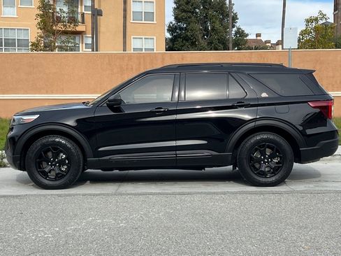 Used 2022 Ford Explorer Timberline image 7