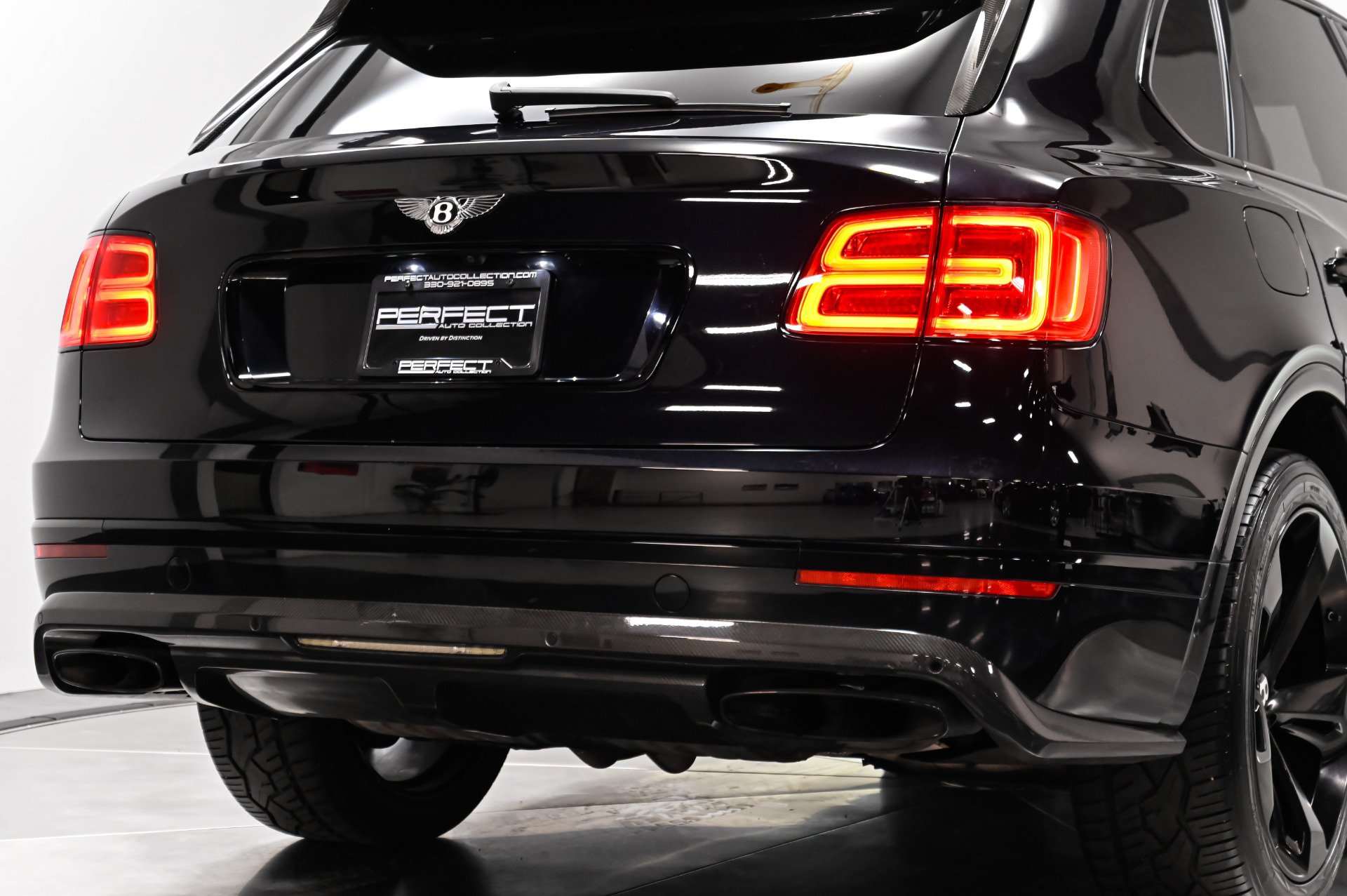 Used 2018 Bentley Bentayga w/ Black Specification AWD/4WD image 49