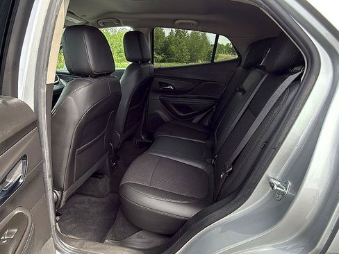 Used 2022 Buick Encore Preferred w/ Safety Package AWD/4WD image 22