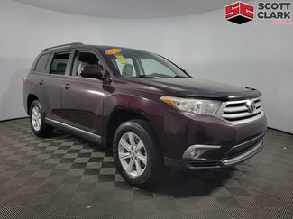 Used 2012 Toyota Highlander FWD w/ Tech Pkg 360° Tour