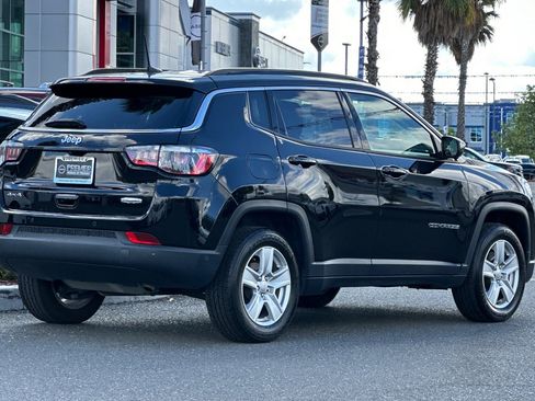 Used 2022 Jeep Compass Latitude w/ Convenience Group image 4