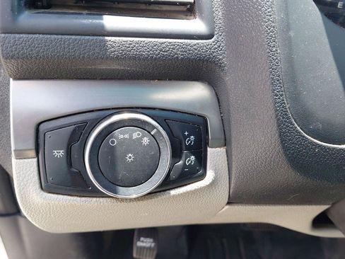 Used 2015 Ford Explorer FWD image 24