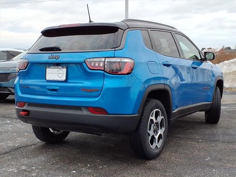 Used 2022 Jeep Compass Trailhawk image 3