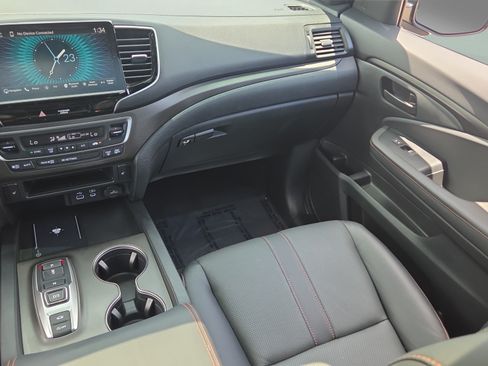 Certified 2024 Honda Ridgeline TrailSport image 14