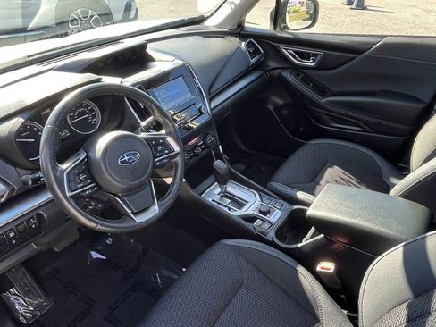 Used 2021 Subaru Forester Premium image 15