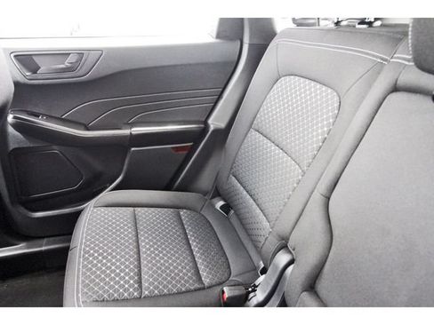 Used 2025 Ford Escape Active w/ Tech Pack #1 FWD image 11