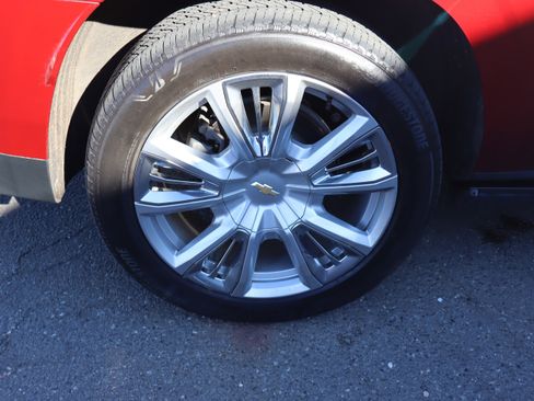 Used 2021 Chevrolet Suburban High Country image 43