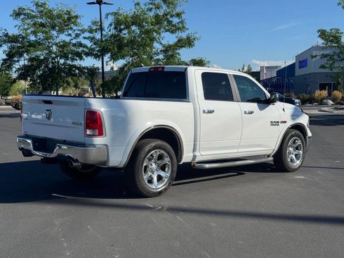 Used 2017 RAM 1500 Laramie w/ Convenience Group AWD/4WD image 7