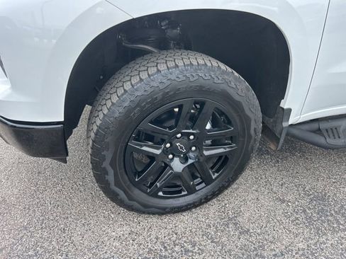 Used 2025 Chevrolet Silverado 1500 LT Trail Boss w/ Convenience Package II image 10