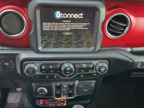 Used 2023 Jeep Gladiator Rubicon w/ LED Lighting Group image 13