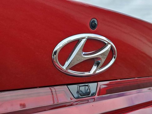 Certified 2023 Hyundai Elantra SEL w/ Convenience Package image 11