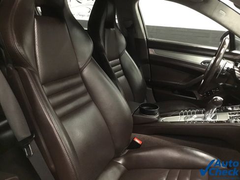 Used 2016 Porsche Panamera GTS image 36
