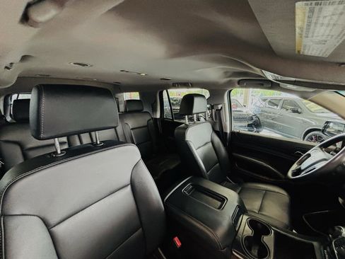 Used 2018 Chevrolet Tahoe 4WD image 36
