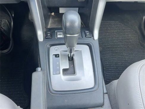 Used 2016 Subaru Forester 2.5i Limited w/ Popular Package #2 image 23