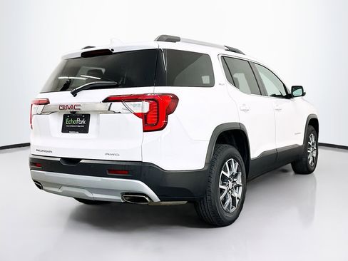Used 2023 GMC Acadia SLT w/ Technology Package image 9