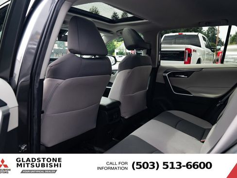 Used 2022 Toyota RAV4 XLE w/ Convenience Package AWD/4WD image 22