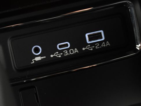 Used 2025 Subaru Ascent Bronze Edition AWD/4WD image 35