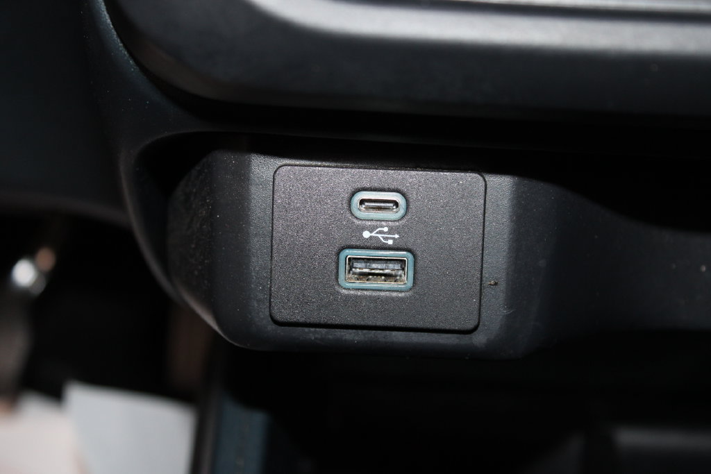 Used 2024 Ford Maverick XL FWD image 44