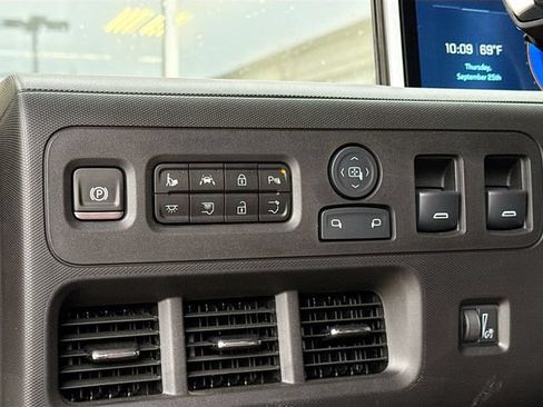 New 2025 Chevrolet Brightdrop 400 FWD image 11