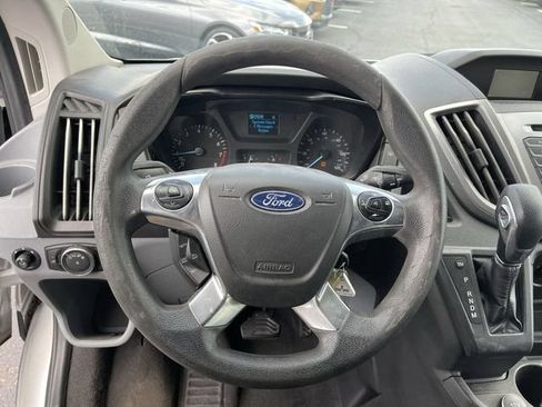 Used 2018 Ford Transit 350 XLT RWD image 9