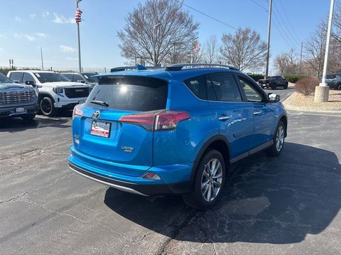 Used 2017 Toyota RAV4 Limited w/ Advanced Technology Package image 6