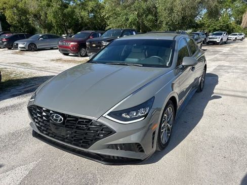 Used 2022 Hyundai Sonata SEL image 2