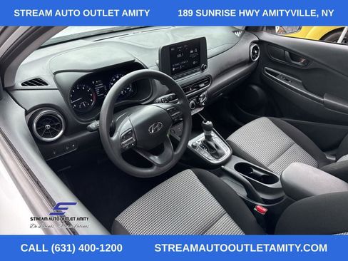 Used 2023 Hyundai Kona SE image 30