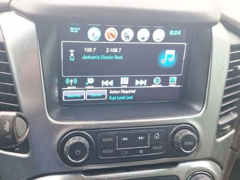 Used 2017 Chevrolet Suburban Premier image 34