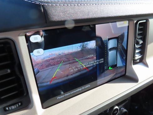 New 2025 Ford Bronco Outer Banks image 13