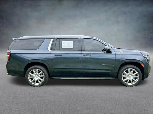 Used 2021 Chevrolet Suburban High Country RWD image 4