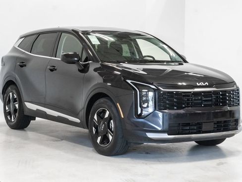 Used 2026 Kia Sportage LX FWD image 6