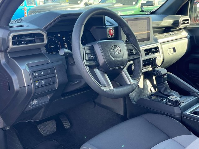 Used 2025 Toyota Tacoma TRD Off-Road AWD/4WD image 12