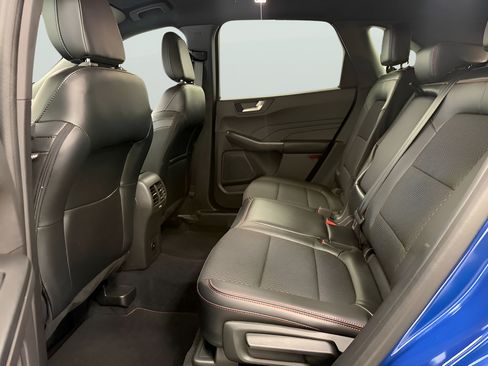 Used 2023 Ford Escape ST-Line Elite AWD/4WD image 15