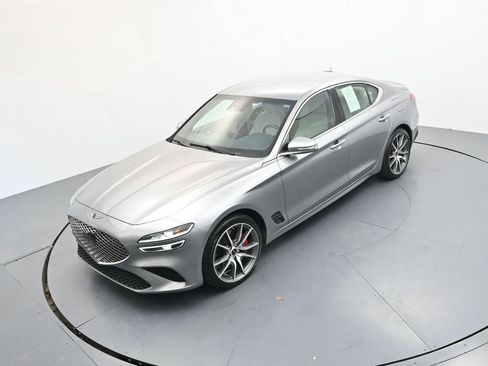 Used 2025 Genesis G70 2.5T RWD image 25