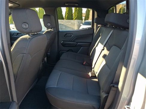 Used 2025 Chevrolet Colorado W/T w/ Advanced Trailering Package image 10