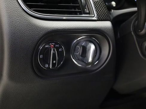 Used 2015 Porsche Macan Turbo AWD/4WD image 13