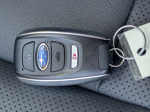 Certified 2023 Subaru Ascent Limited w/ Technology Package image 29