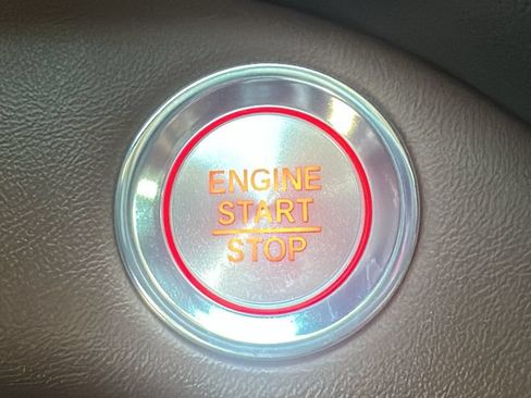 Used 2025 Acura RDX SH-AWD w/ Technology Package image 25