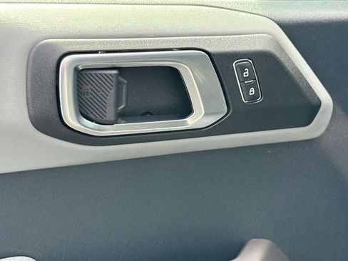 Used 2022 Ford Bronco Badlands image 20