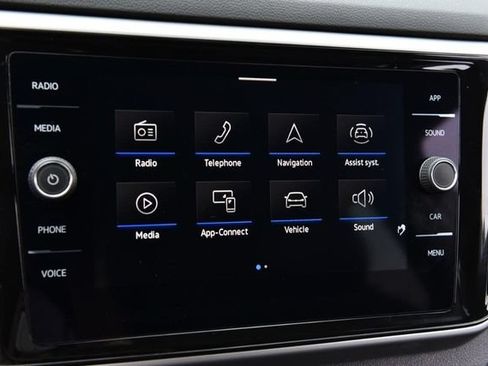 Used 2023 Volkswagen Atlas SE AWD/4WD image 14
